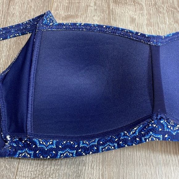 Nip Tuck Joann Bikini Top Blue Medallion Multi Fit Cup US 8 - Picture 14 of 16